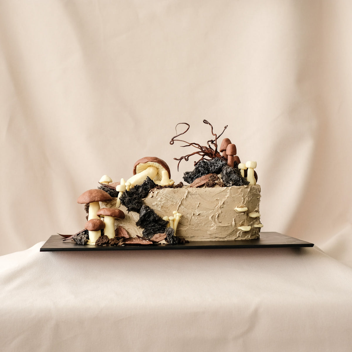 What Is a Custom Cake? – Cakey Cakes
