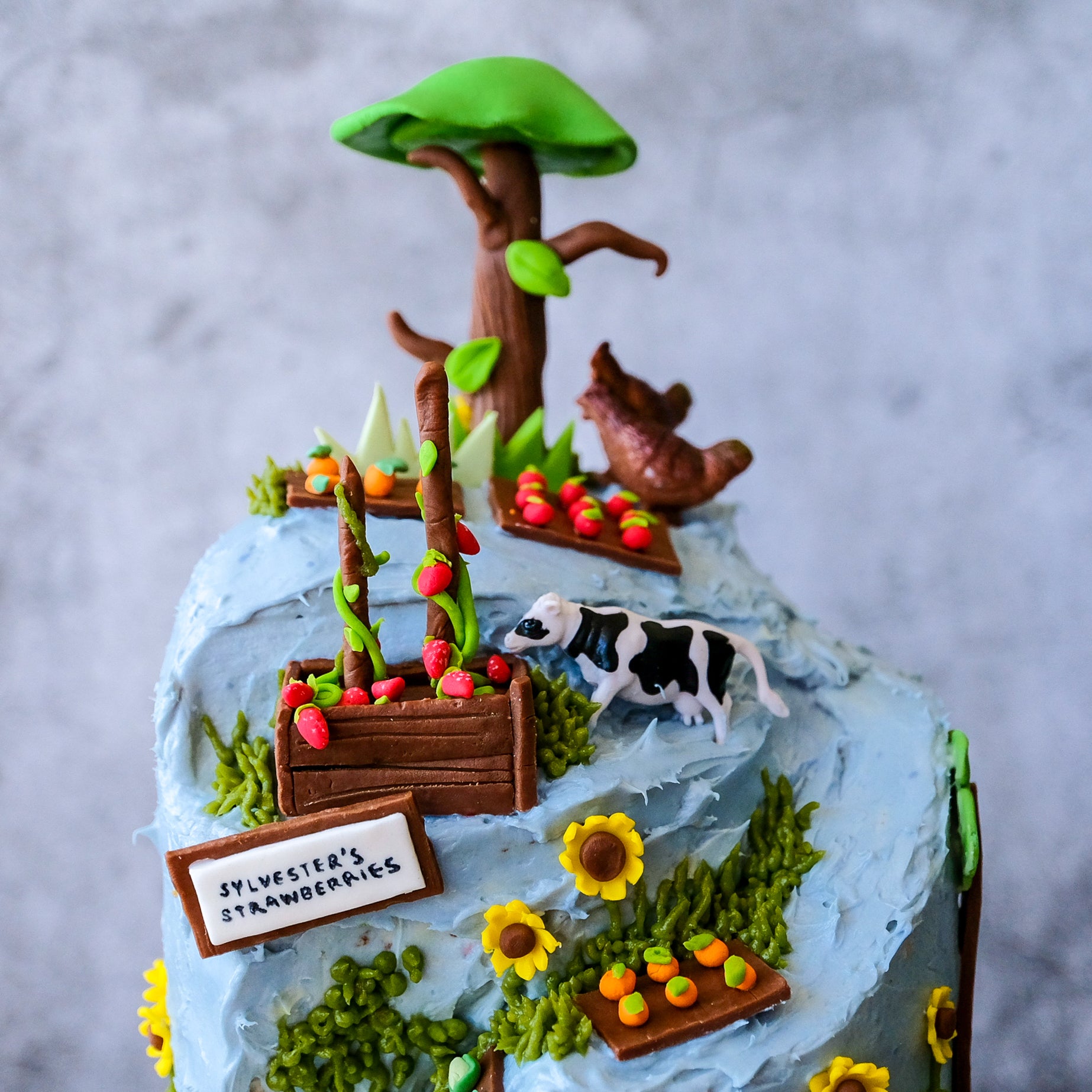 15 Ridiculously Stunning Nature Cakes That Are Almost Too Perfect To Eat